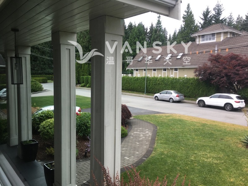 250925211834_2-FrondyardStreet202307 1.jpeg